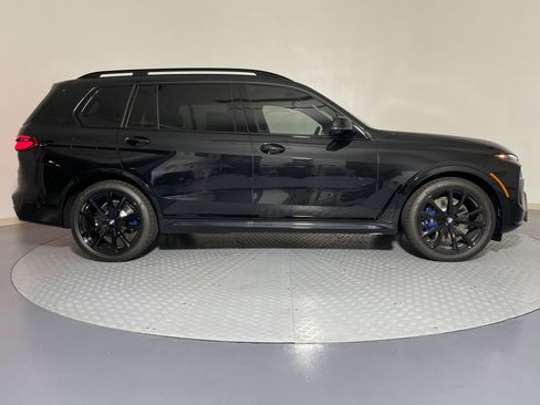 Used 2026 BMW X7 xDrive40i w/ M Sport Package image 8