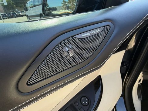 Used 2017 BMW 640i Coupe image 19