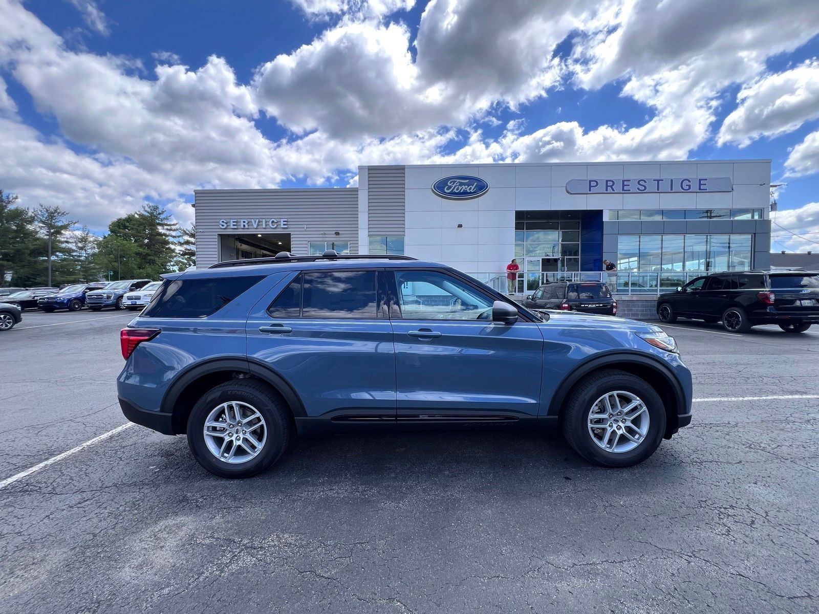 New 2026 Ford Explorer Active AWD/4WD image 11