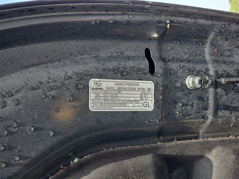 Used 2019 Subaru Outback 2.5i Limited w/ Popular Package #2 image 16