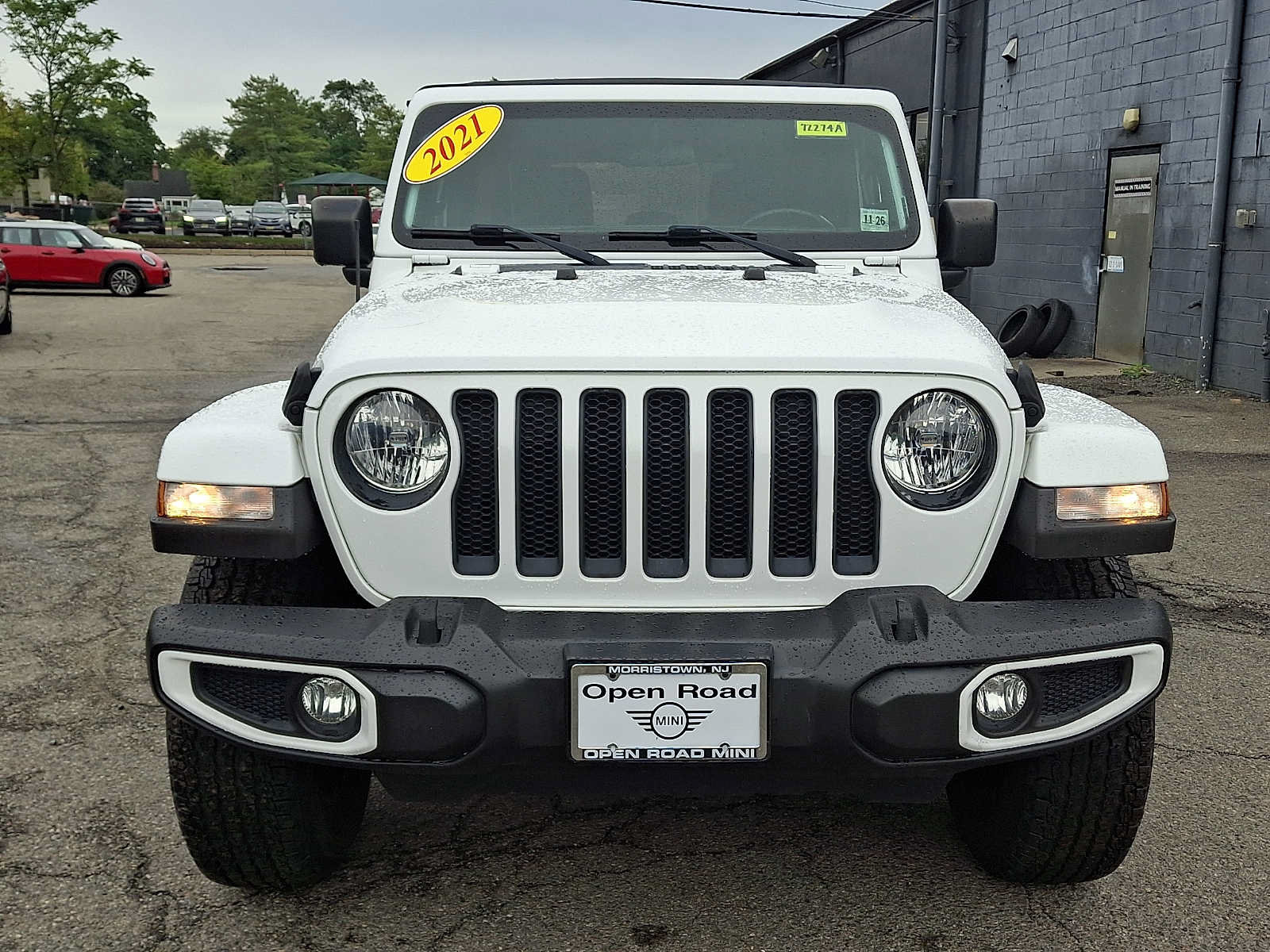 Used 2021 Jeep Wrangler Unlimited Sahara w/ Dual Top Group AWD/4WD image 2