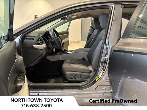 Used 2023 Toyota Camry LE image 17