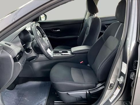 Used 2023 Nissan Sentra SV FWD image 8