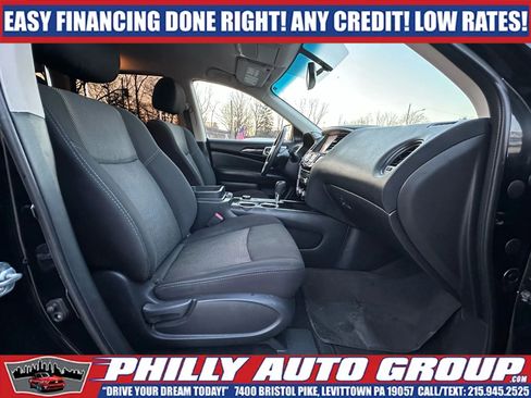 Used 2018 Nissan Pathfinder S AWD/4WD image 13