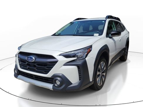 Used 2024 Subaru Outback Limited AWD/4WD image 3