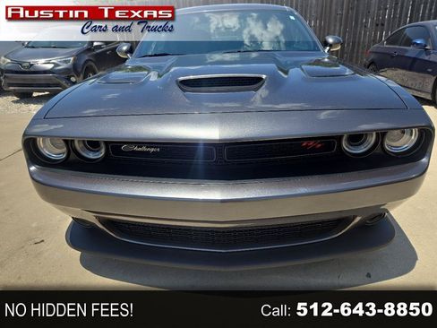 Used 2021 Dodge Challenger R/T Scat Pack RWD image 1