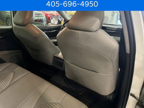 Used 2022 Toyota Camry SE image 27