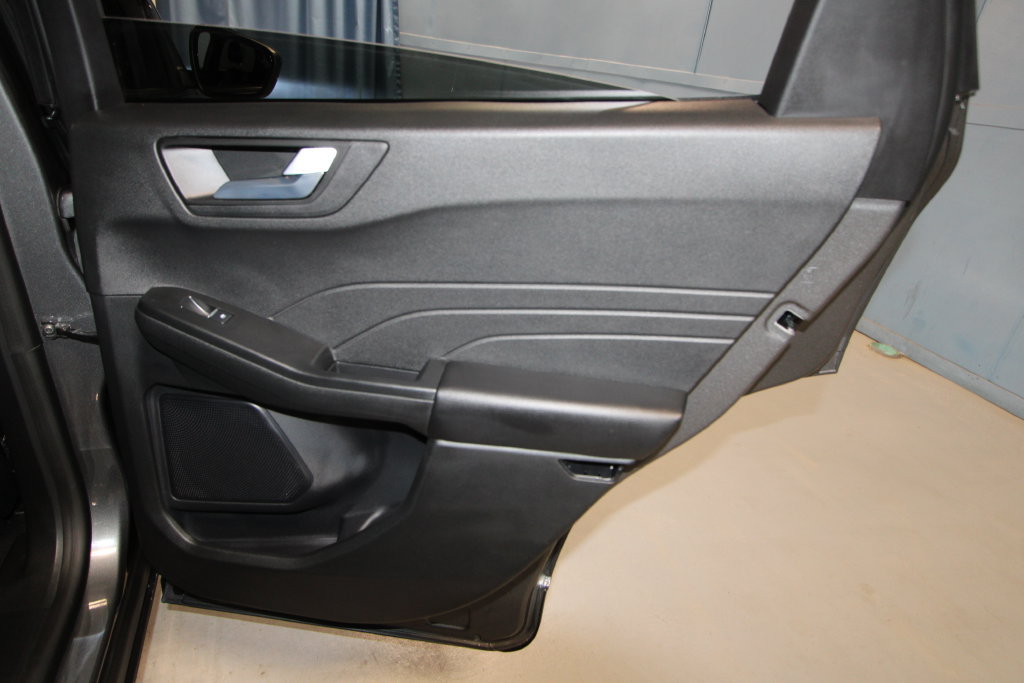 Used 2025 Ford Escape ST-Line w/ Equipment Group 301A FWD image 25