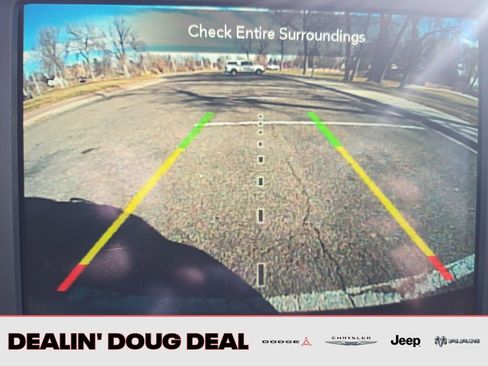 Used 2023 Jeep Cherokee Altitude Lux image 21