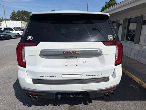 Used 2024 GMC Yukon Denali RWD image 5