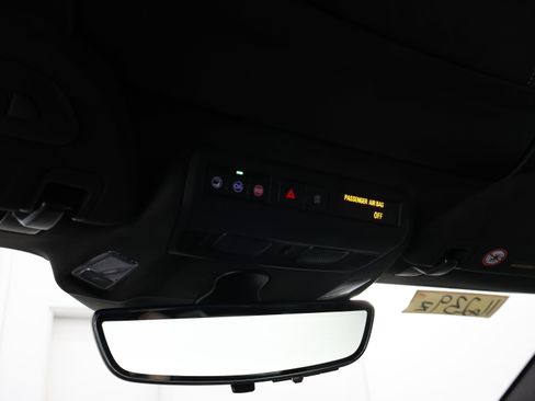 Used 2023 Chevrolet Corvette Stingray Premium Cpe w/ Z51 Performance Package image 11