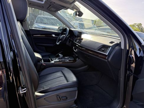 Used 2020 Audi Q5 2.0T Premium w/ Convenience Package AWD/4WD image 10