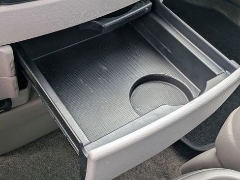 Used 2014 Honda Odyssey EX-L image 30