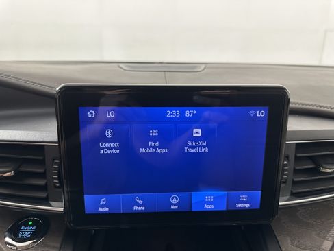 Used 2020 Ford Explorer Platinum AWD/4WD image 17