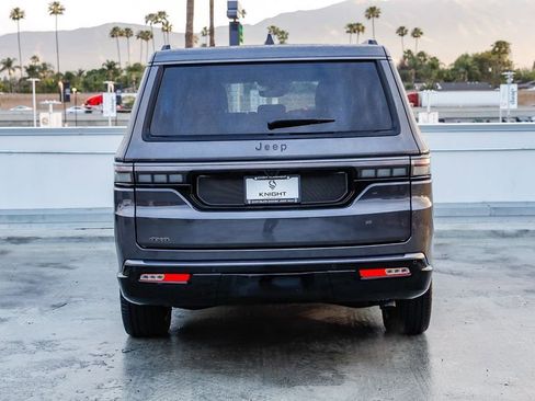 New 2026 Jeep Grand Wagoneer L Limited image 8