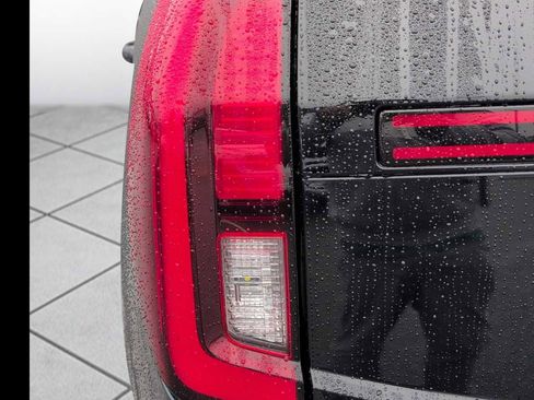 New 2025 Ford Expedition Platinum w/ Stealth Performance Package image 16