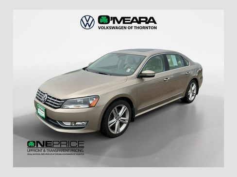 Used 2015 Volkswagen Passat TDI SEL Premium FWD image 1