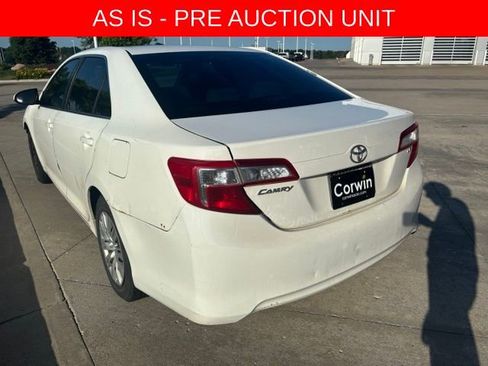 Used 2012 Toyota Camry LE FWD image 4