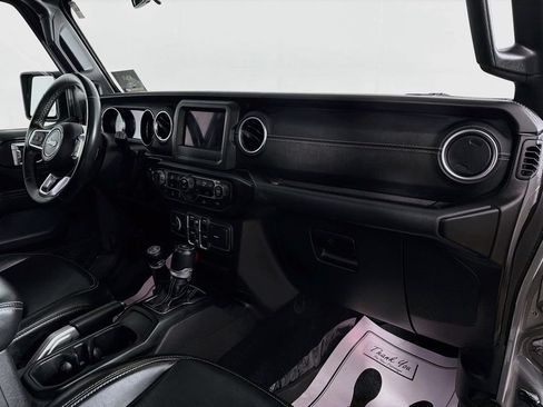 Used 2021 Jeep Wrangler Unlimited Sahara AWD/4WD image 28