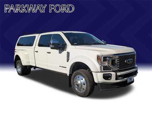 Used 2021 Ford F450 Platinum w/ Camper Package image 3