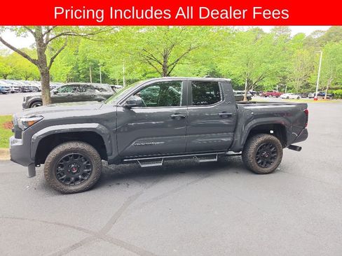 Certified 2025 Toyota Tacoma SR5 AWD/4WD image 1