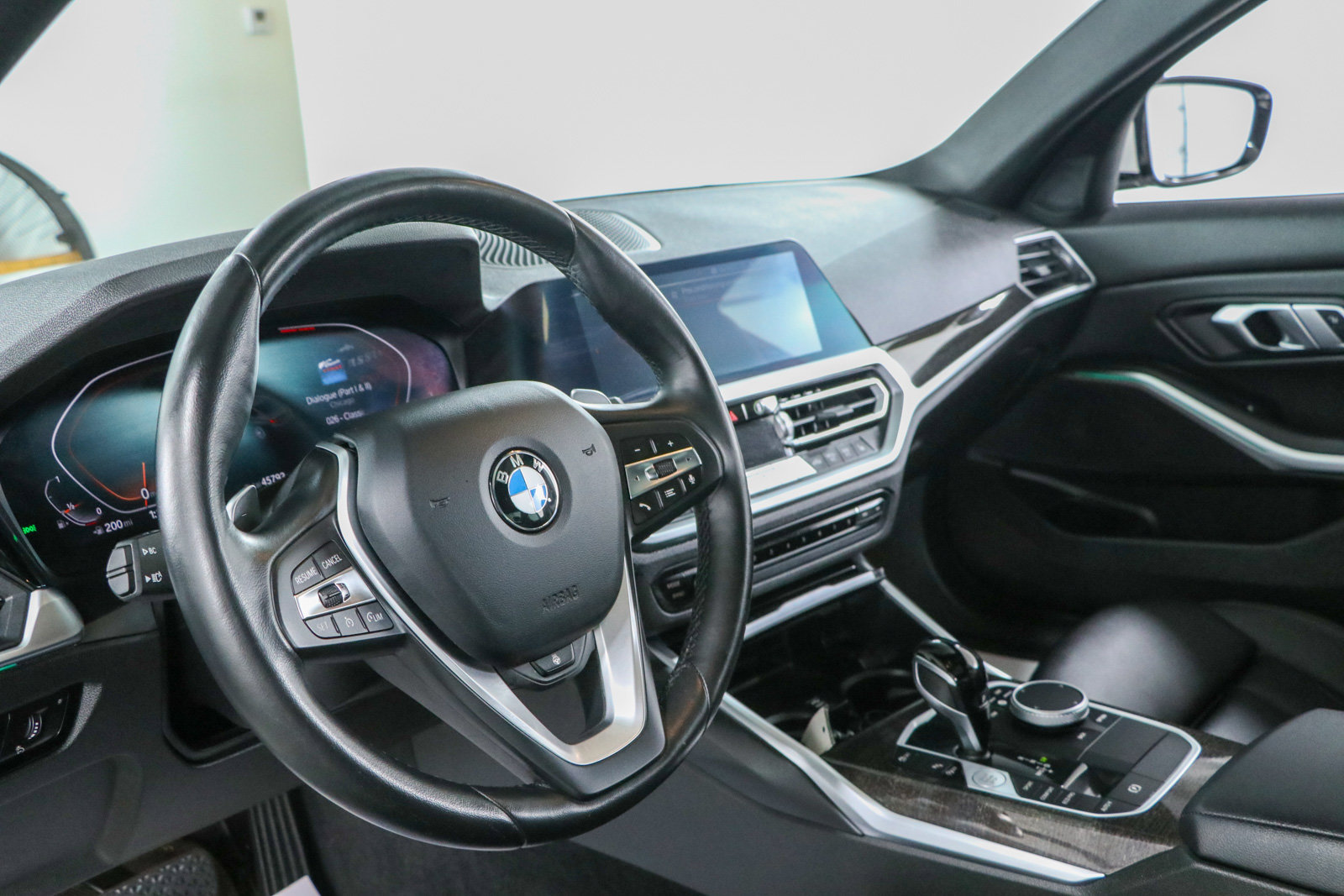 Used 2022 BMW 330i Sedan w/ Convenience Package RWD image 23