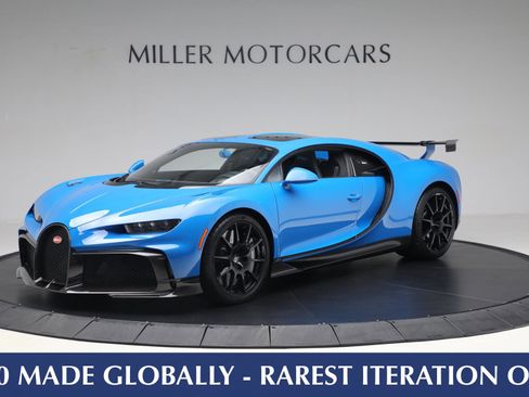 Used 2021 Bugatti Chiron Pur Sport image 1