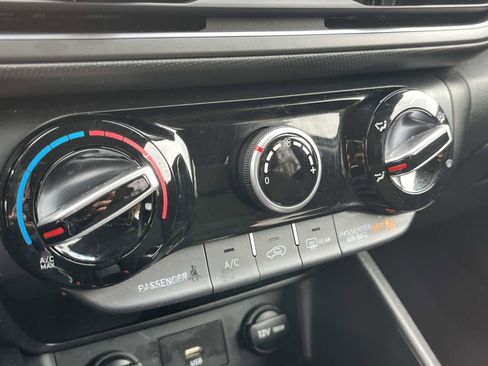 Used 2023 Hyundai Kona SEL image 34