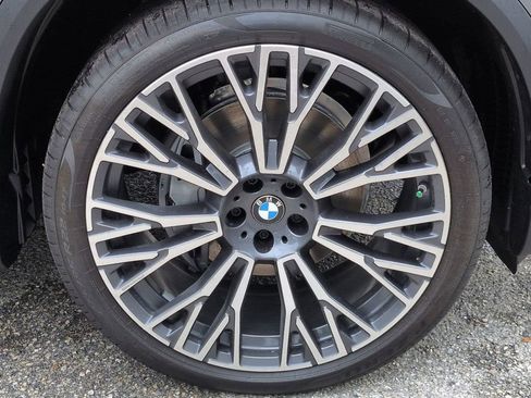 New 2026 BMW X5 xDrive40i w/ Climate Comfort Package AWD/4WD image 11