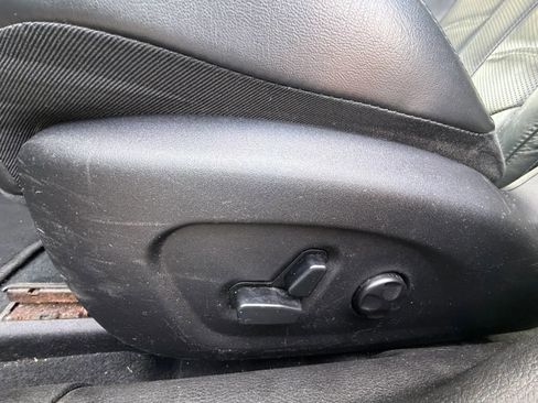 Used 2015 Chrysler 200 S w/ Navigation & Sound Group I image 15