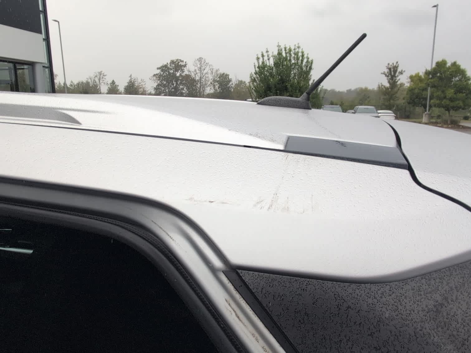 Used 2020 Nissan Kicks SV FWD image 9