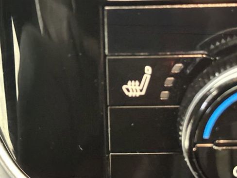 Used 2023 Nissan Rogue SL w/ SL Premium Package image 19