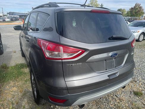 Used 2013 Ford Escape SE image 4
