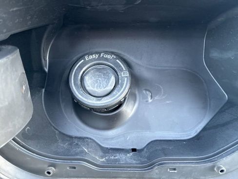 Used 2023 Ford F150 Lariat w/ Equipment Group 502A High image 7