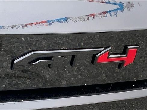 New 2026 GMC Terrain AT4 w/ LPO, Black Badging Package AWD/4WD image 15