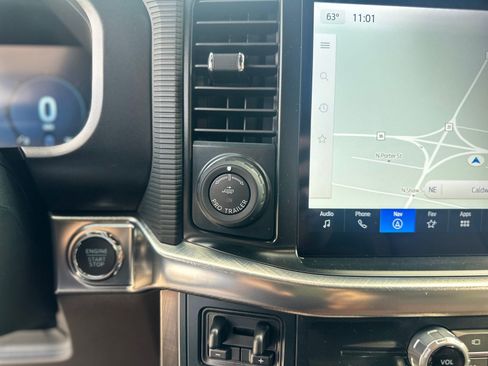 New 2025 Ford F150 King Ranch w/ FX4 Off-Road Package image 37