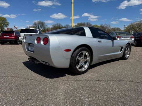 Used 2001 Chevrolet Corvette Coupe w/ Preferred Equipment Group2 RWD image 4