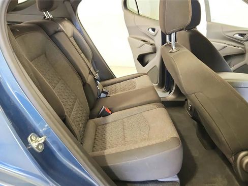 Used 2024 Chevrolet Equinox LT w/ LPO, Floor Liner Package image 37