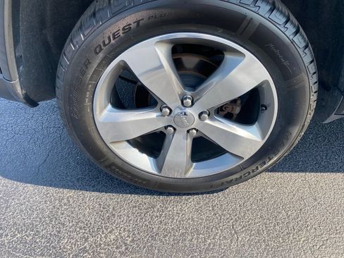 Used 2015 Jeep Grand Cherokee Limited AWD/4WD image 29