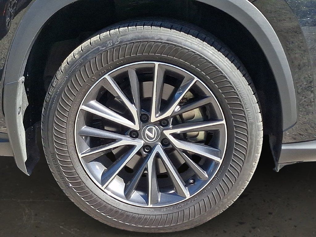 Used 2024 Lexus NX 350 AWD image 9