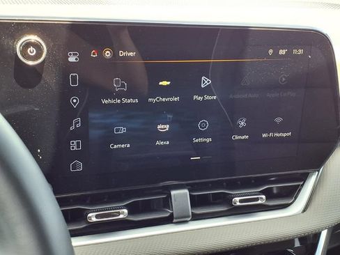 Used 2025 Chevrolet Equinox LT w/ Convenience Package II AWD/4WD image 11