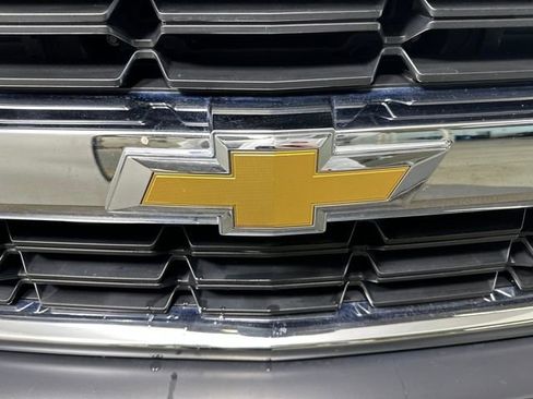 Used 2017 Chevrolet Silverado 1500 W/T w/ Trailering Package image 9