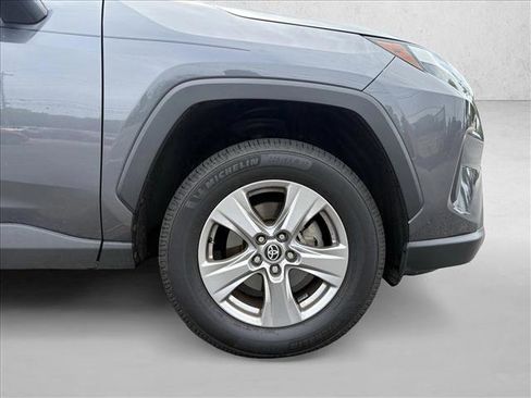 Certified 2022 Toyota RAV4 XLE w/ Convenience Package FWD image 26