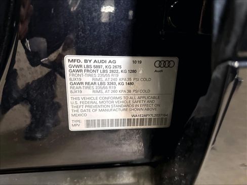 Used 2020 Audi Q5 e Premium Plus w/ Premium Plus Package AWD/4WD image 35