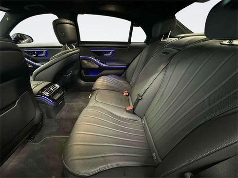 Certified 2022 Mercedes-Benz S 500 4MATIC image 14
