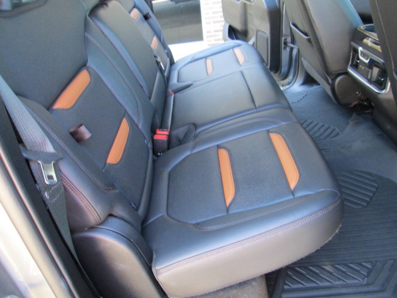 Used 2020 GMC Sierra 1500 AT4 w/ AT4 Premium Package AWD/4WD image 32