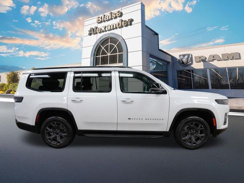 New 2026 Jeep Grand Wagoneer Limited image 2