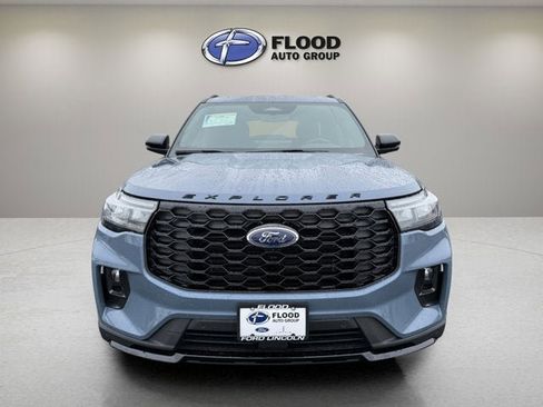 New 2026 Ford Explorer ST-Line w/ ST-Line Street Pack image 2