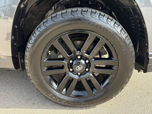 Used 2021 Toyota 4Runner Nightshade image 30