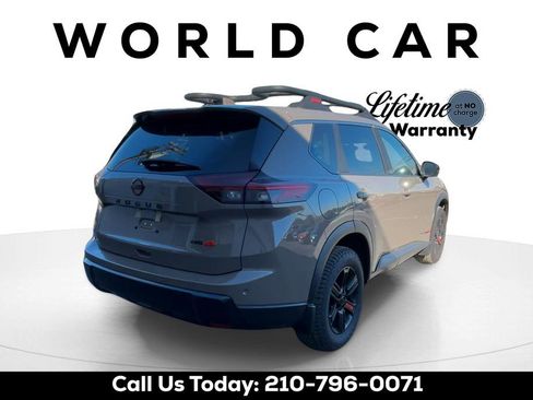 Used 2025 Nissan Rogue SV w/ Rock Creek Premium Package image 7